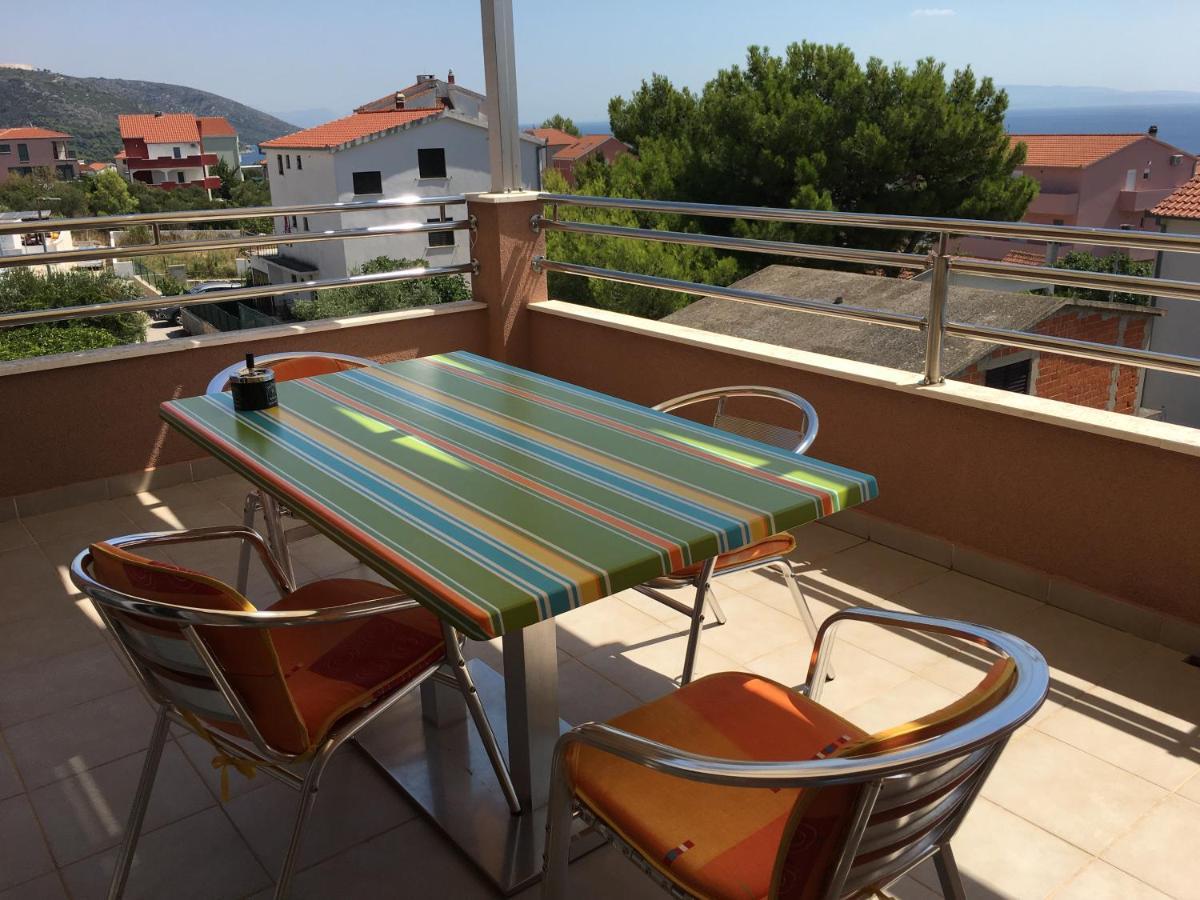 Apartmani Mia Трогир Экстерьер фото