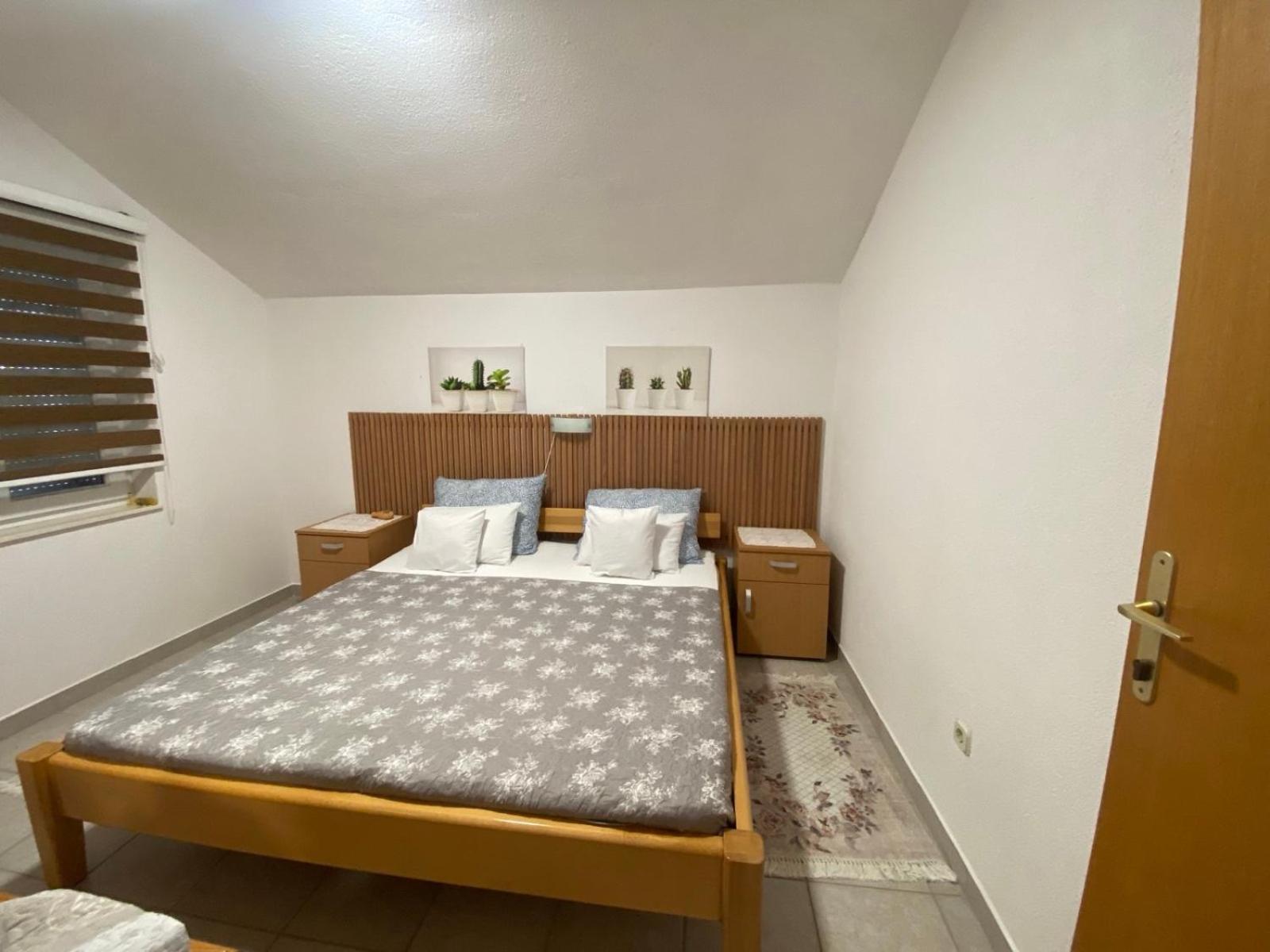 Apartmani Mia Трогир Экстерьер фото